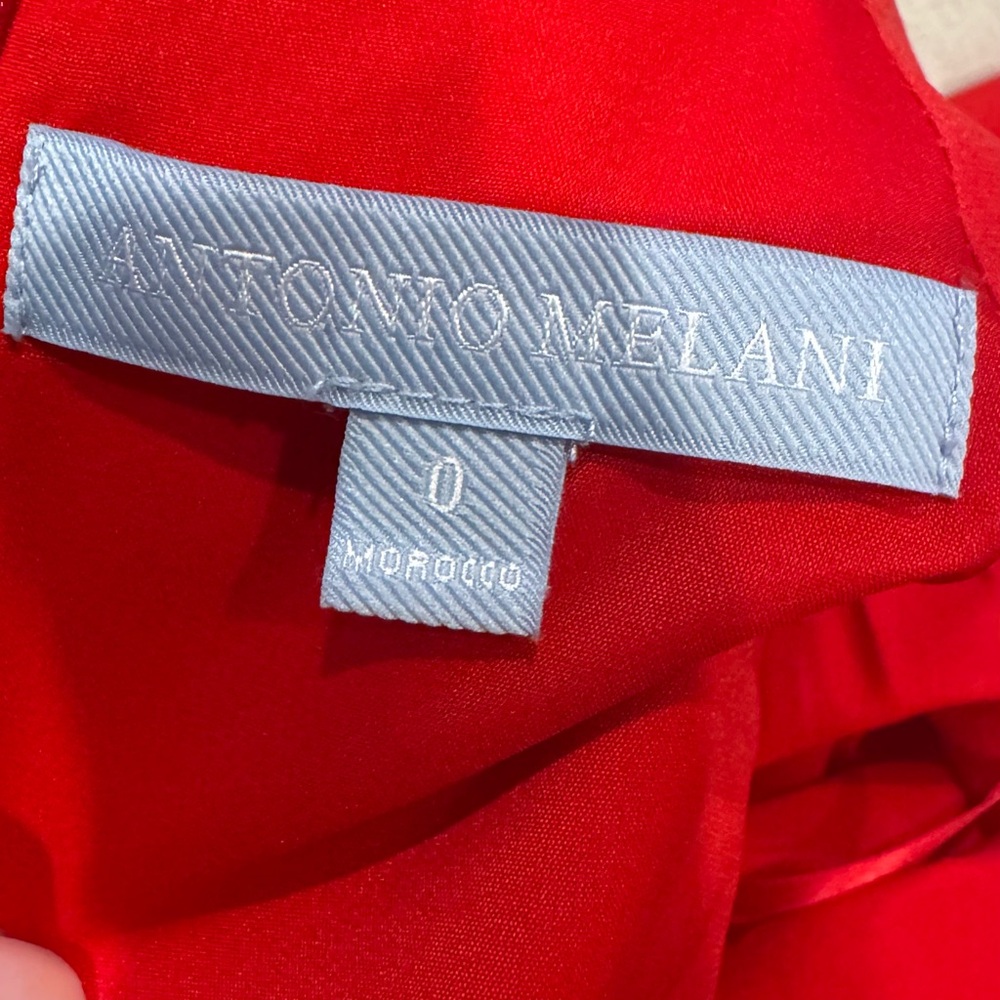 NWOT (worn once) ANTONIO MELANI Red V-Neck Puff Sleeve Midi Dress - Picture 2 of 3